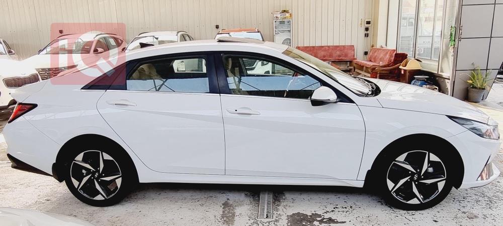 هیوندای ئەلەنترا